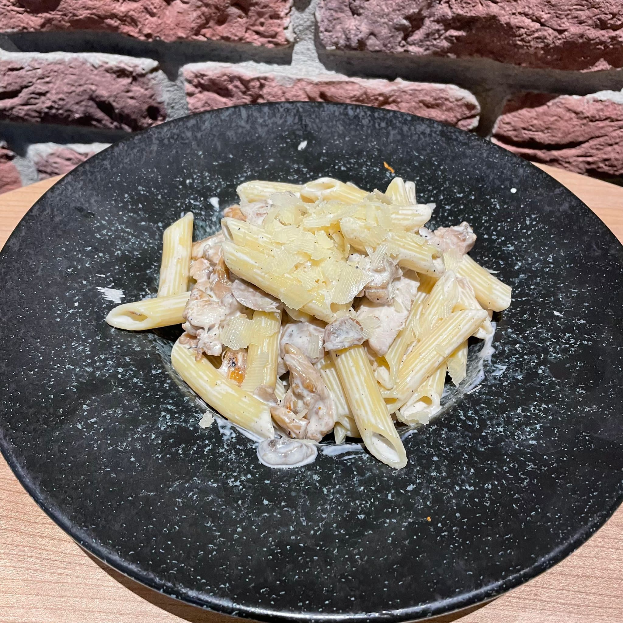 Tavuklu ve Mantarlı Penne
